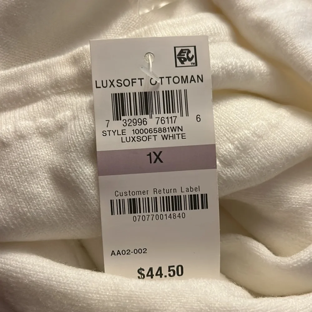 NWT Karen Scott Soft White Sweater - Picture 2 of 3